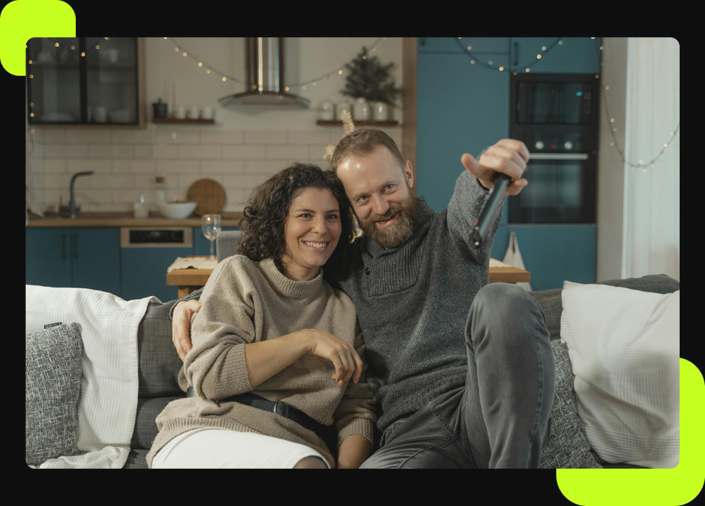 enjoy watching strong8k iptv service with your friends and fsmily